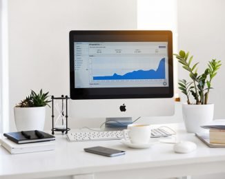 apple-devices-books-business-coffee-572056-326x260
