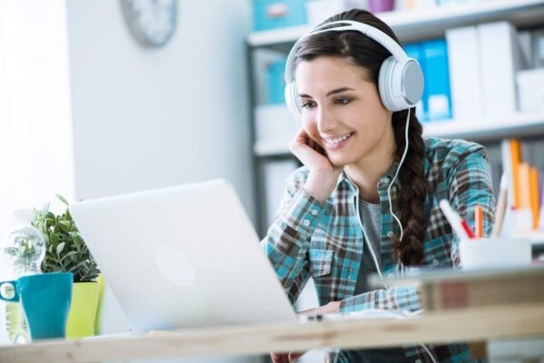 english-studentiStock-512058584_1088x726a